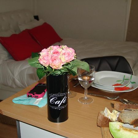 Franreal, 4 Appartements 萨尔拉拉卡内达 客房 照片